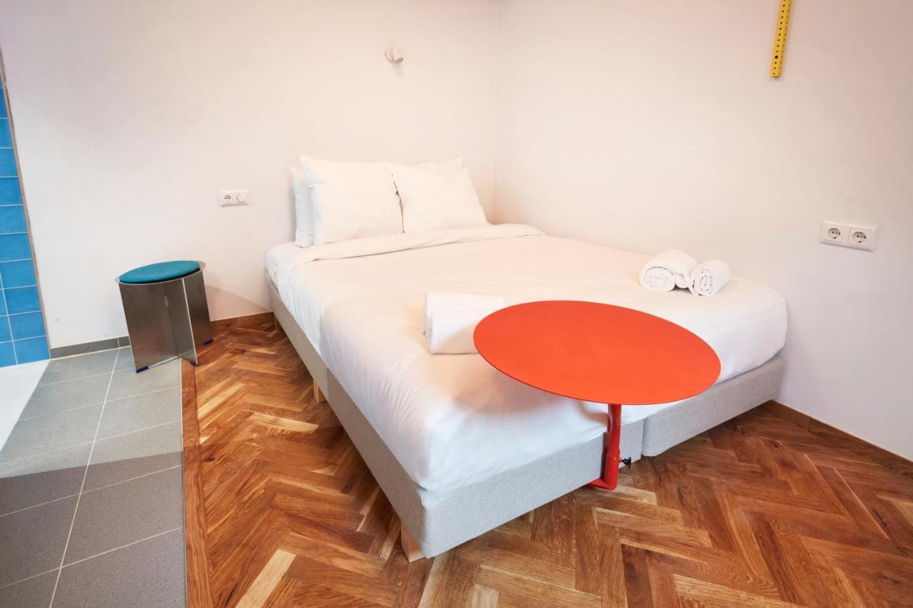 Hotel Not Hotel Rotterdam Ngoại thất bức ảnh