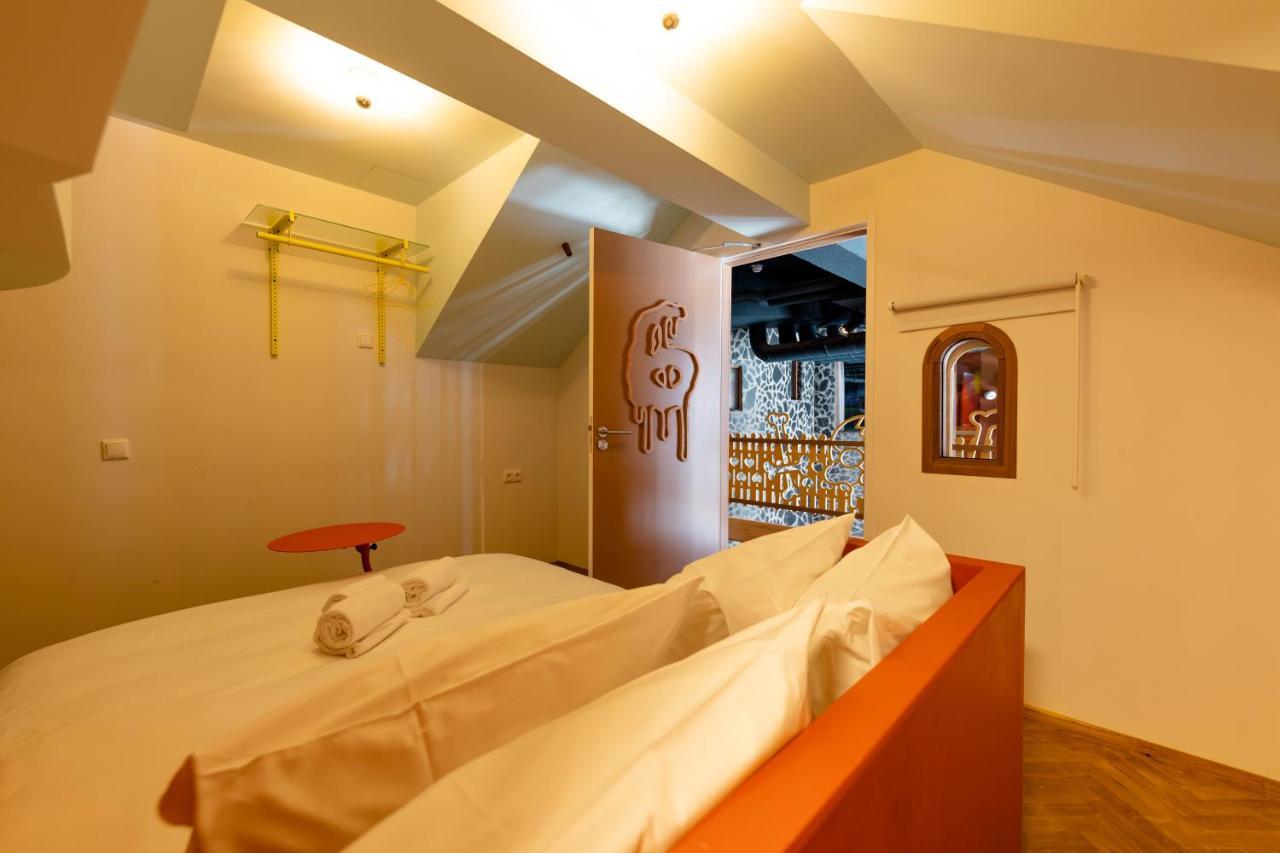Hotel Not Hotel Rotterdam Ngoại thất bức ảnh