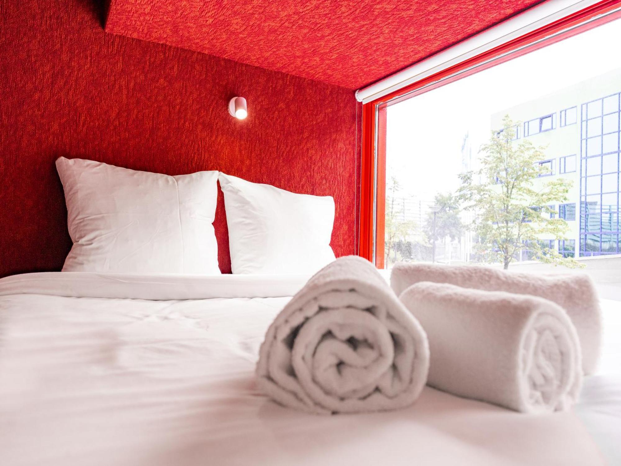 Hotel Not Hotel Rotterdam Ngoại thất bức ảnh